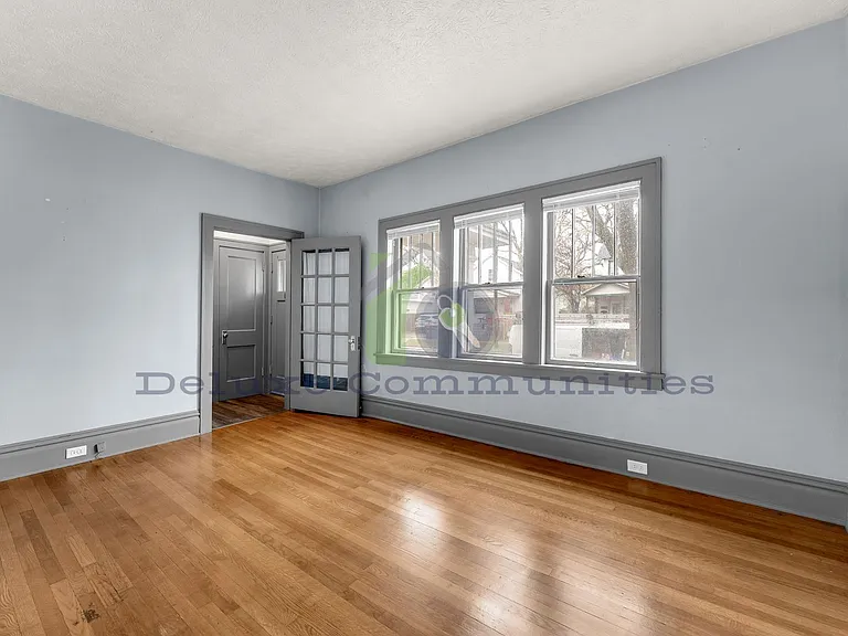 745 Jackson St NW — Photo 11