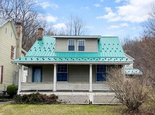 262 N Main St, Herndon, PA 17830