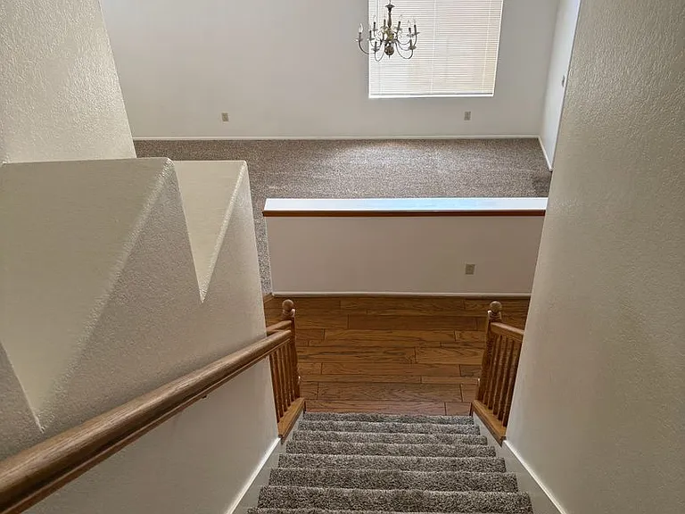 14333 La Crescenta Ave — Photo 32