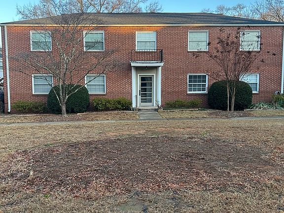 2nd image of 100 Lewis Dr Unit 2B
