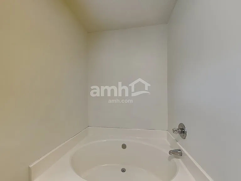 4602 Bottoms Rock Ln — Photo 14