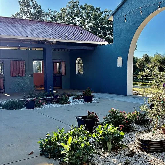 1575 NE 100th St — Photo 6