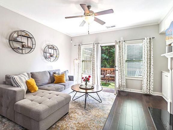 4th image of 7315 Highland Blf #12