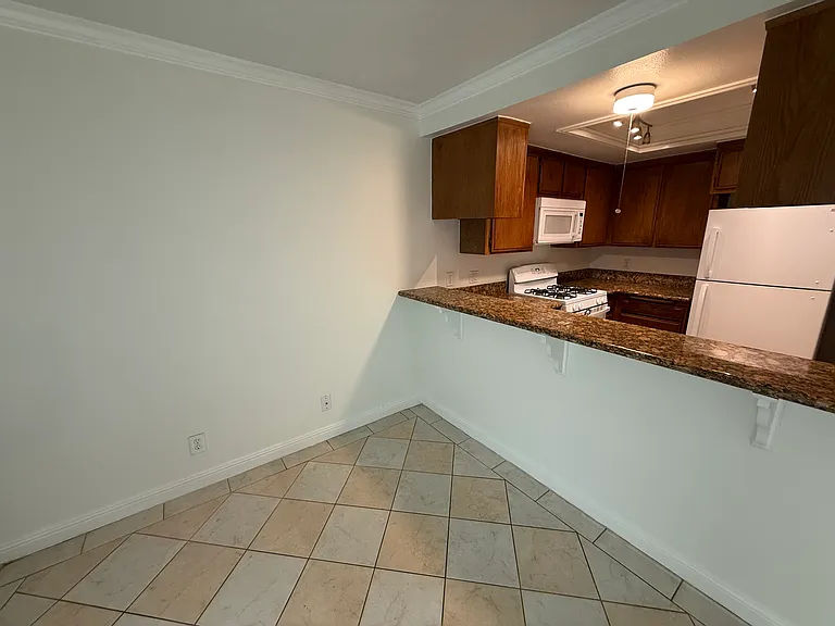 1723 E Flora St #A — Photo 19