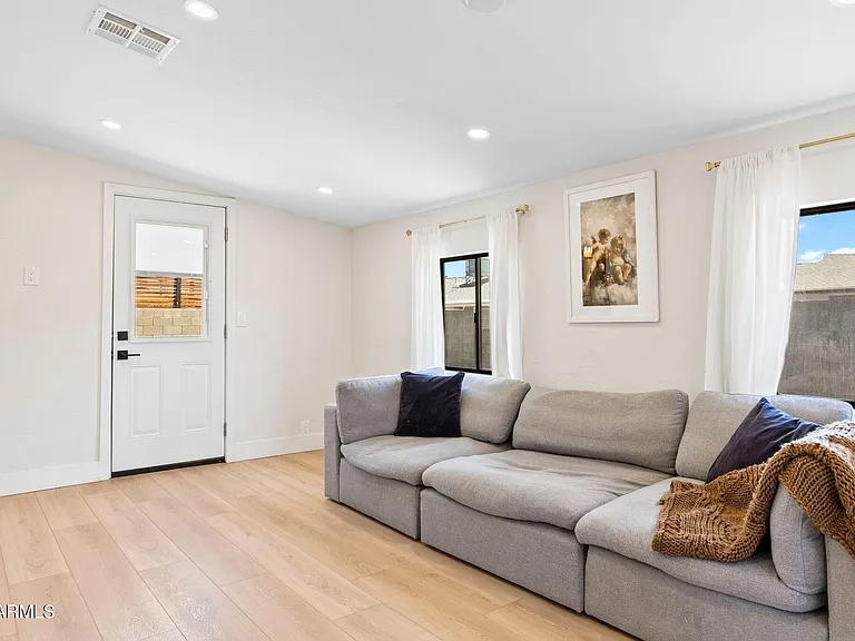8525 E Bonnie Rose Ave — Photo 26