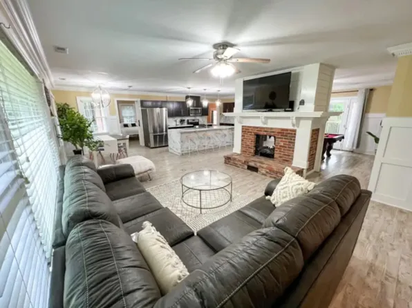 (undisclosed Address), New Bern, NC 28560