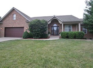 323 Lake Frst, Belleville, IL 62220