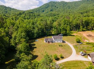 110 Walkerville Way, Franklin, NC 28734