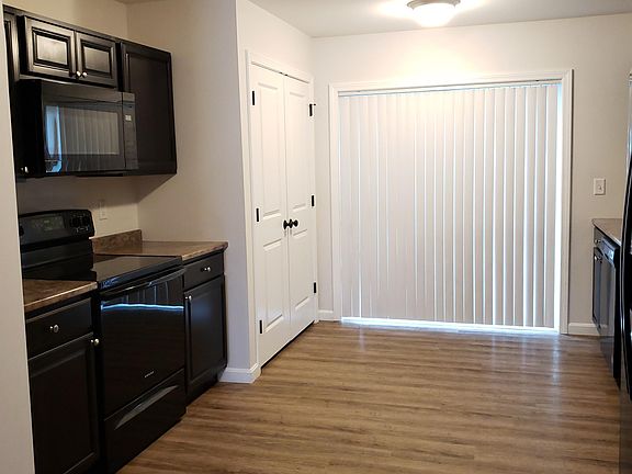 2nd image of 40 Horseback Rd #9