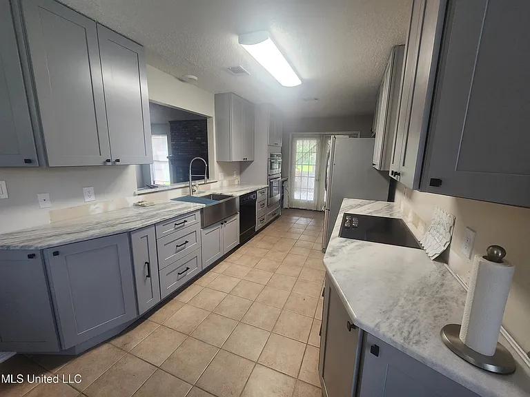 13349 Lorraine Rd — Photo 11