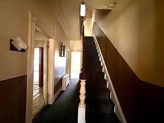 262 Clerk Street