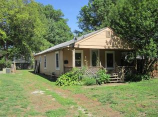 107 S Ash Ave, Independence, MO 64053