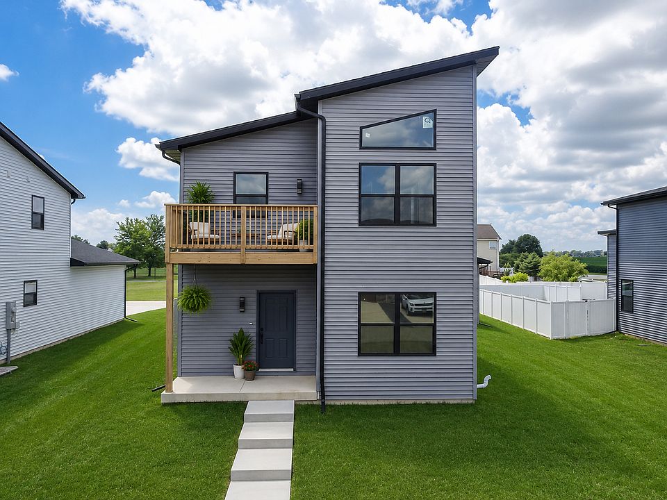 1st image of 775 Kristin Dr