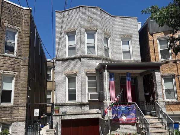 439 Gregory Ave #2
