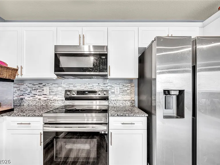 2645 Wimbledon White Ct — Photo 23
