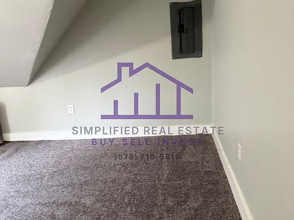 4th image of 34 College St APT 7