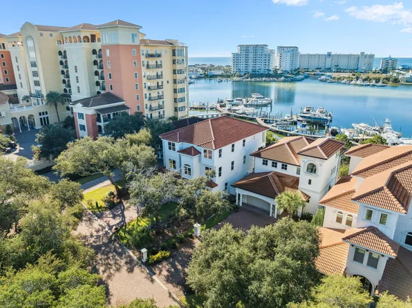 754 Harbor Blvd, Destin, FL 32541