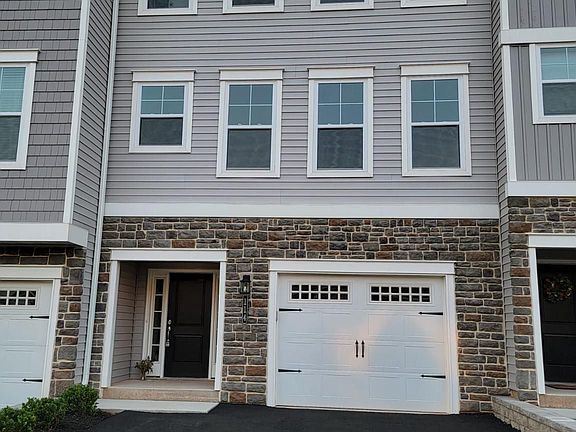 5th image of 114 Harland Ave
