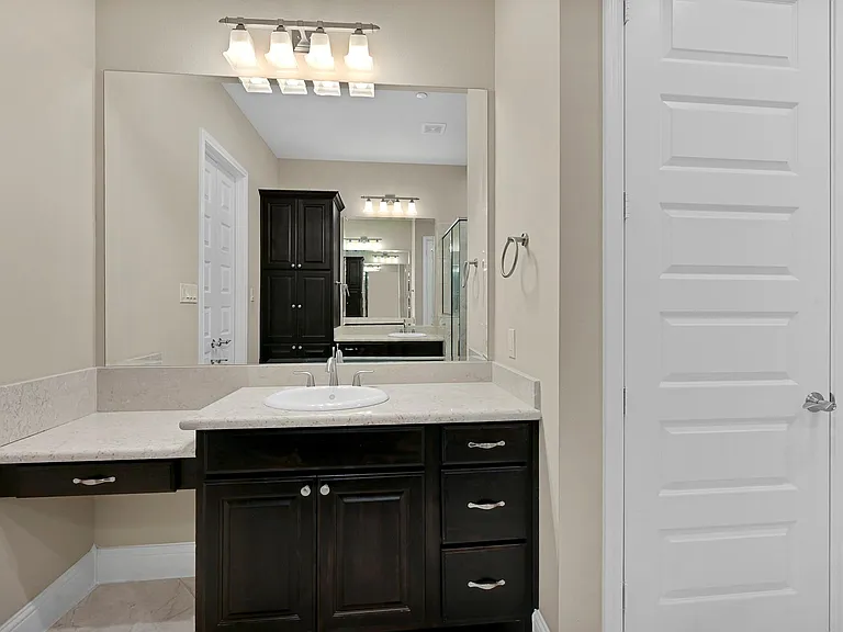 614 Imperial Blvd — Photo 14
