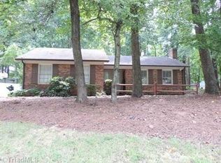 2015 Smokeridge Ln, Greensboro, NC 27407