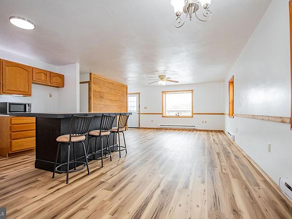 5th image of 749 Farrandsville Rd