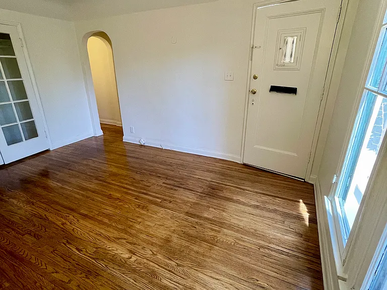 805 N Poinsettia Pl #807-1/5 — Photo 3