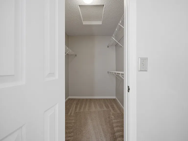 944 Gas Light Ln #1 — Photo 19