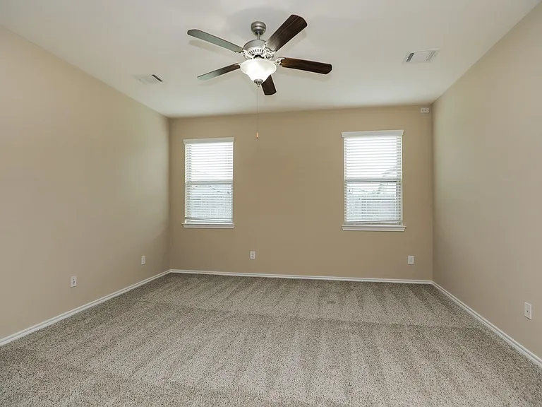 3606 Carolina Canyon Ct — Photo 15