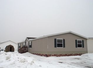 33272 Fern Ct, Lenox, MI