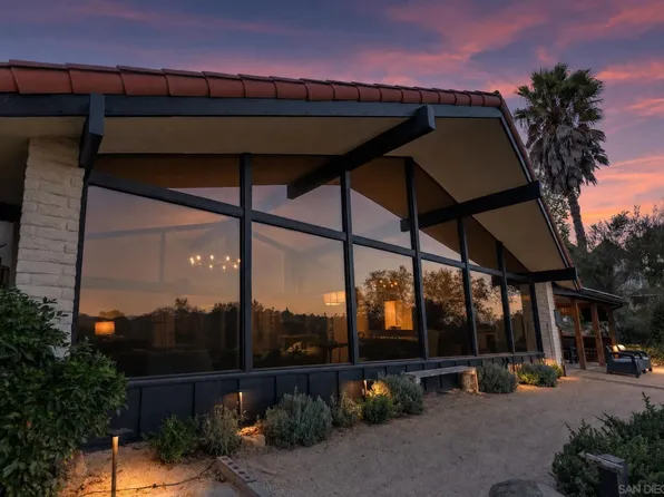 111 Morro Hills Rd, Fallbrook, CA 92028