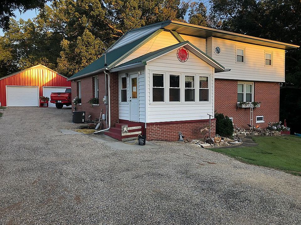 2nd image of 8508 S Powell Rd