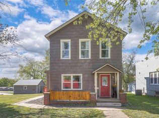 408 S Silver St, Paola, KS 66071