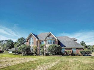 229 Levon Owens Dr, Terry, MS 39170