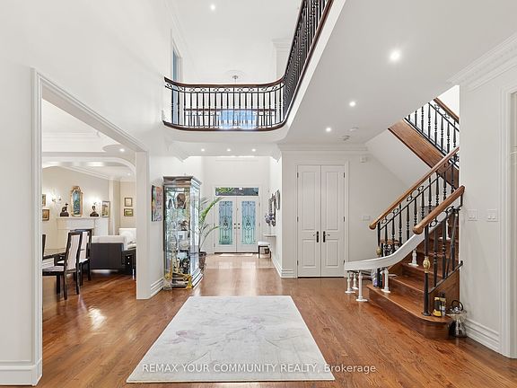4th image of 135 Wedgewood Dr