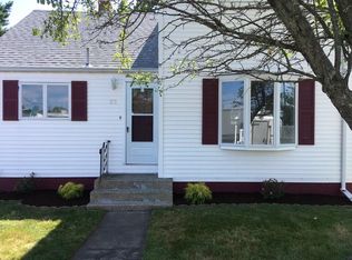 50 Courtney Ave, Pawtucket, RI 02861