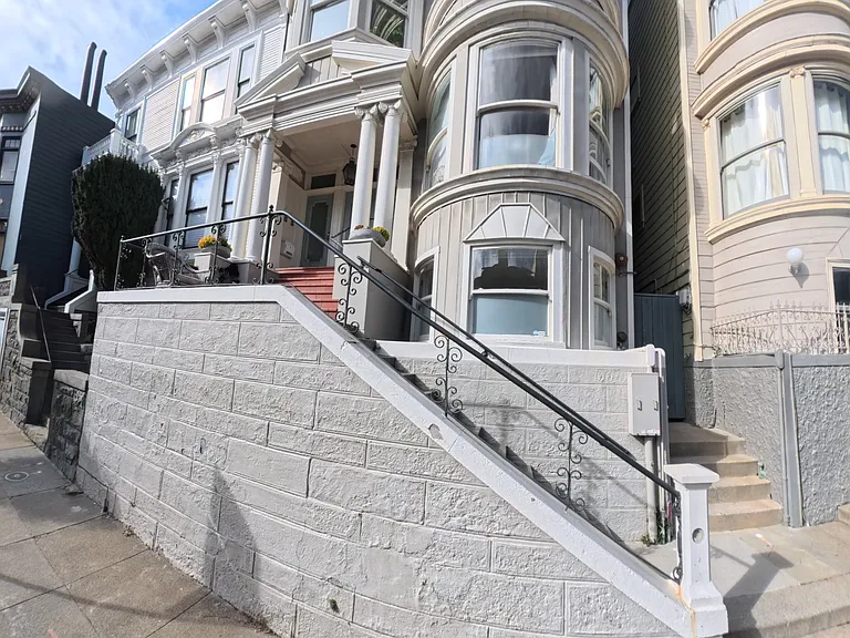 1840 Golden Gate Ave #A — Photo 24