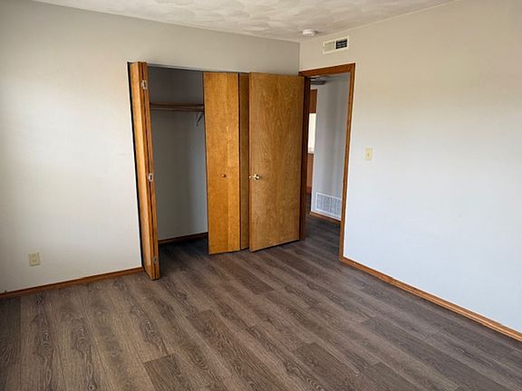4th image of 1320 Sangamon Dr #2B-2Ba-950Sqft