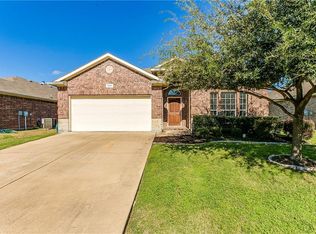 836 Misty Oak Trl, Burleson, TX 76028