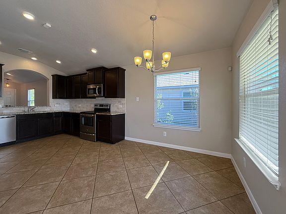5th image of 2282 Kolibri Way