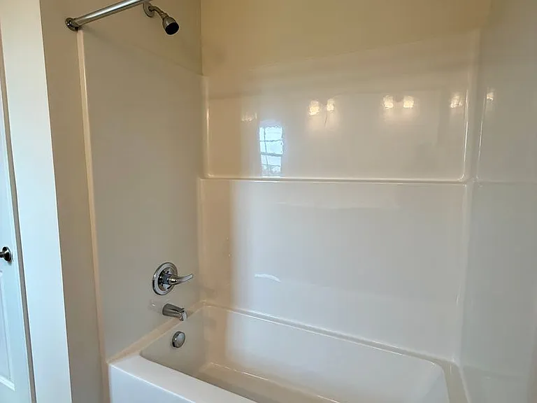 836 Halford Pl — Photo 17