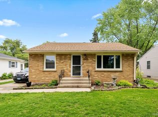 424 Ingleside Ave, Aurora, IL 60506