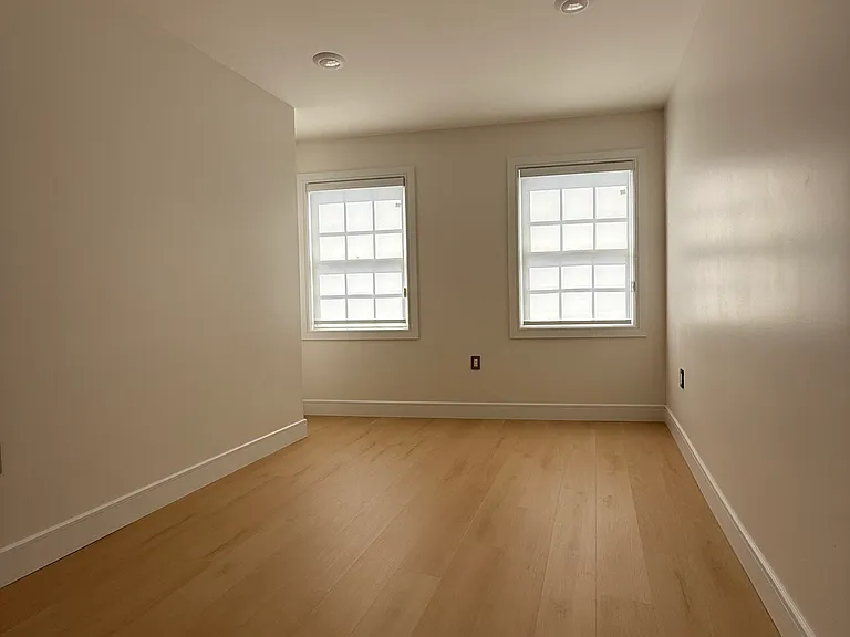 627 Valley Rd #B — Photo 14