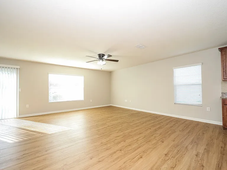 45014 Ingleham Cir — Photo 3