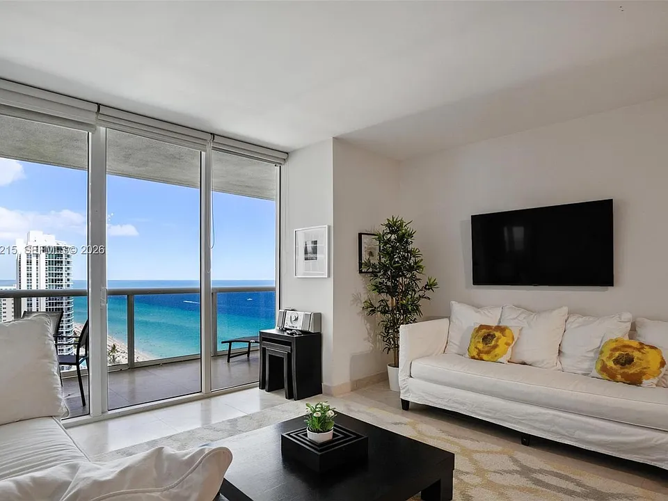 1830 S Ocean Dr #2110