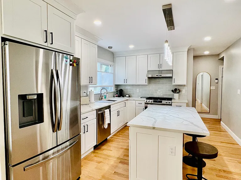 28 Metcalf St #1 — Photo 8