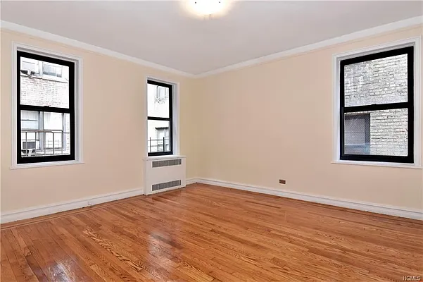 Sold by Re/Max In The City | media 5