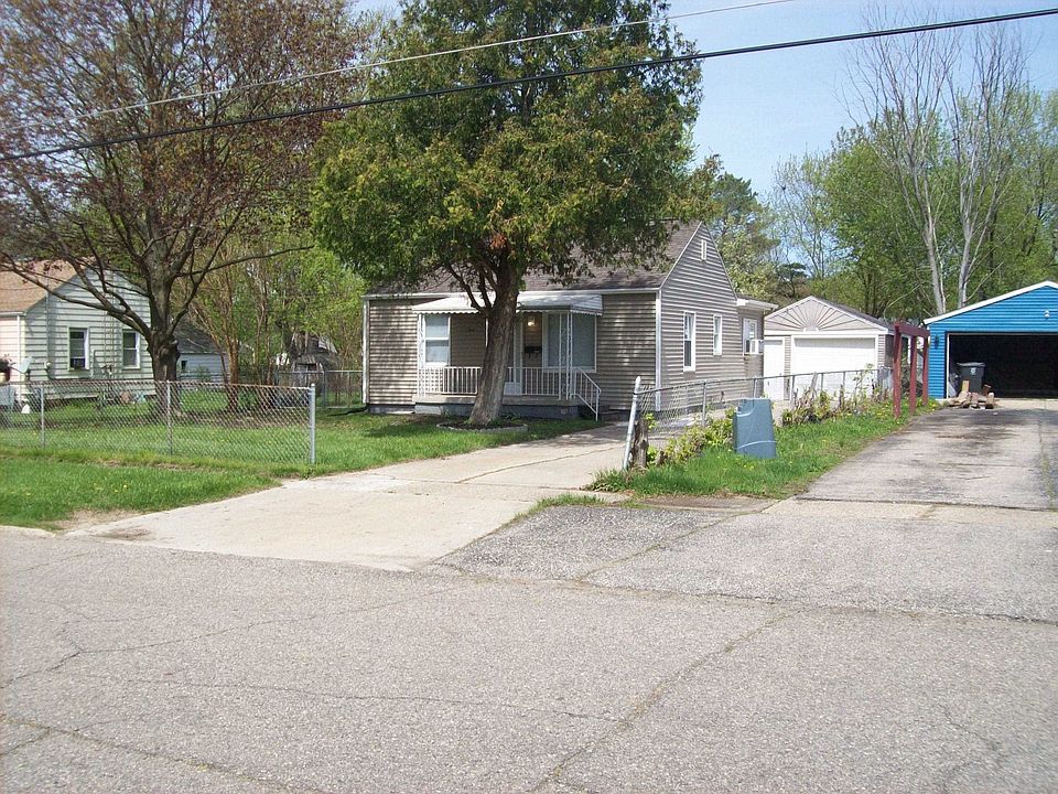 1st image of 3243 Dakota Ave