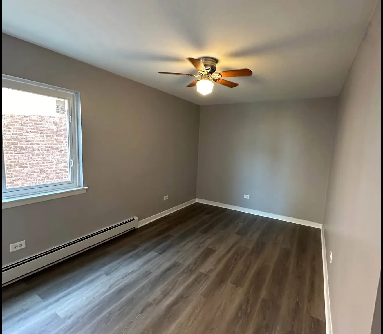 1 bed, 900 sqft, $1,750 — Photo 3