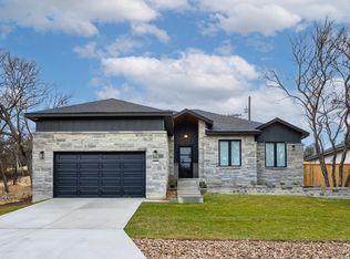 8221 Old Austin Rd, Selma, TX 78154