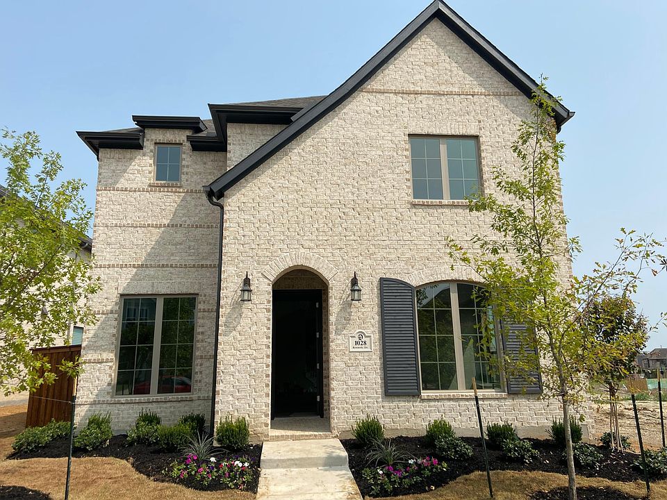 1st image of 1028 Kennedy Dr
